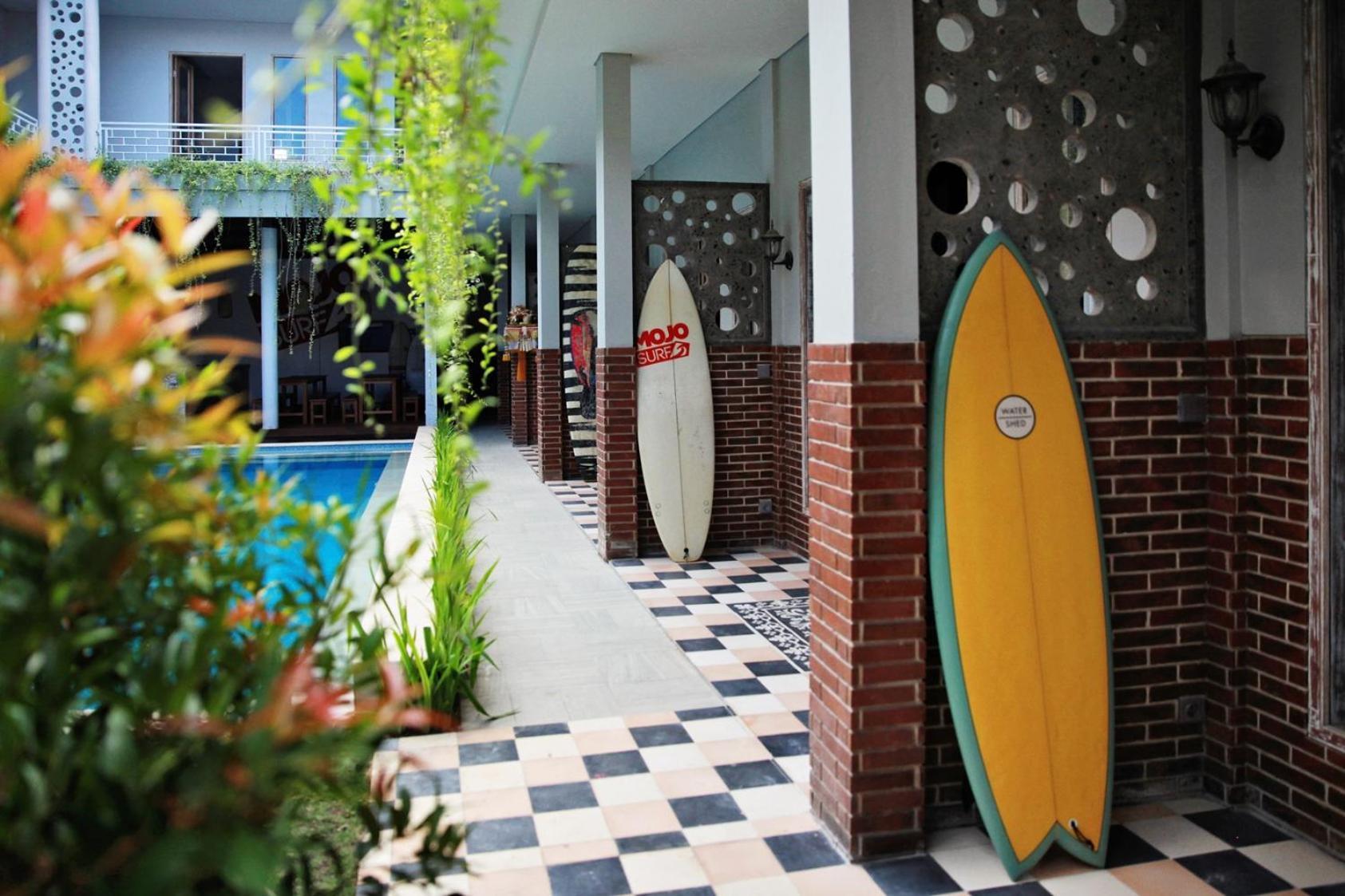Mojosurf Camp Canggu ภายนอก รูปภาพ