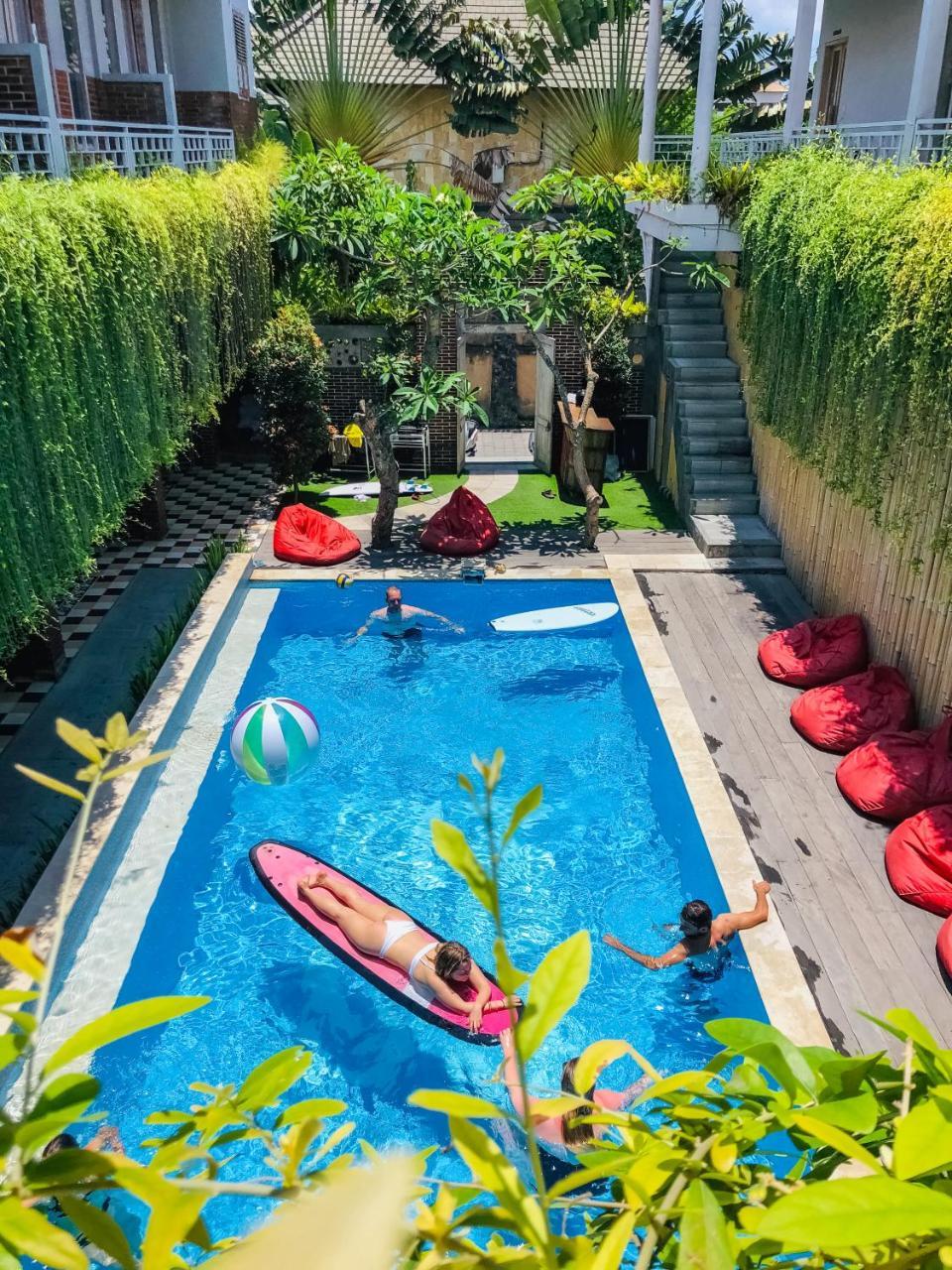 Mojosurf Camp Canggu ภายนอก รูปภาพ
